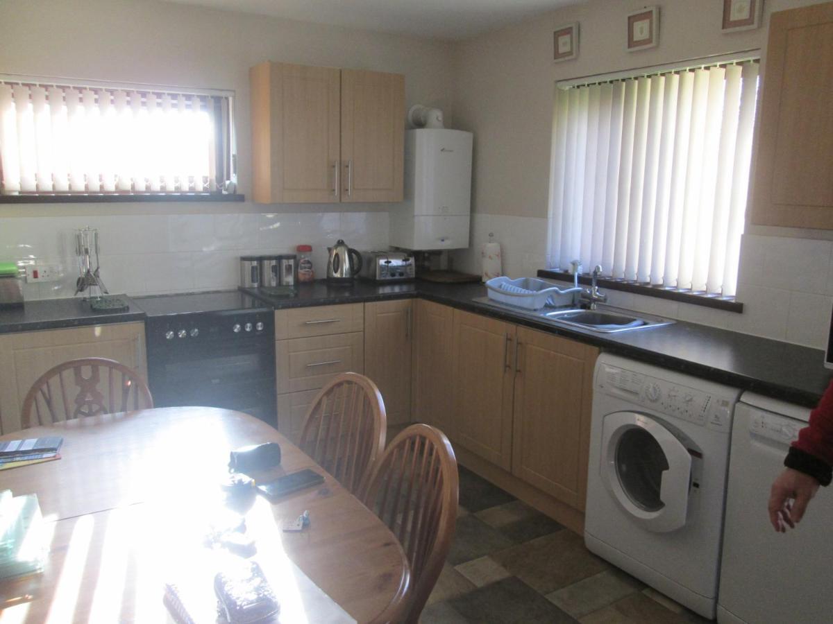 Parkland 14 Is A Detached Premier 3 Bedroom Bungalow Sleeping 6 Bude Exterior foto